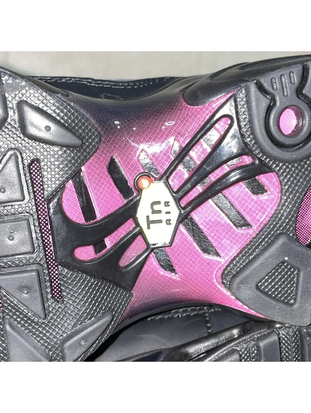 Nike Air Max Plus TN 'Pink Black Gradient’ Sneakers BRAND NEW - 5.5Y Or 7W SLD